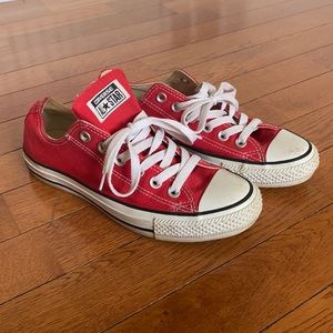 Low top red converse men or womens